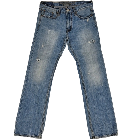 American Eagle Jeans Size 30x32 Destroyed Straight Leg Denim Lt Blue Distressed - Picture 1 of 17